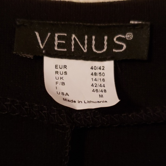 Black with white lines long sleeve Venus dress - Picture 3 of 4